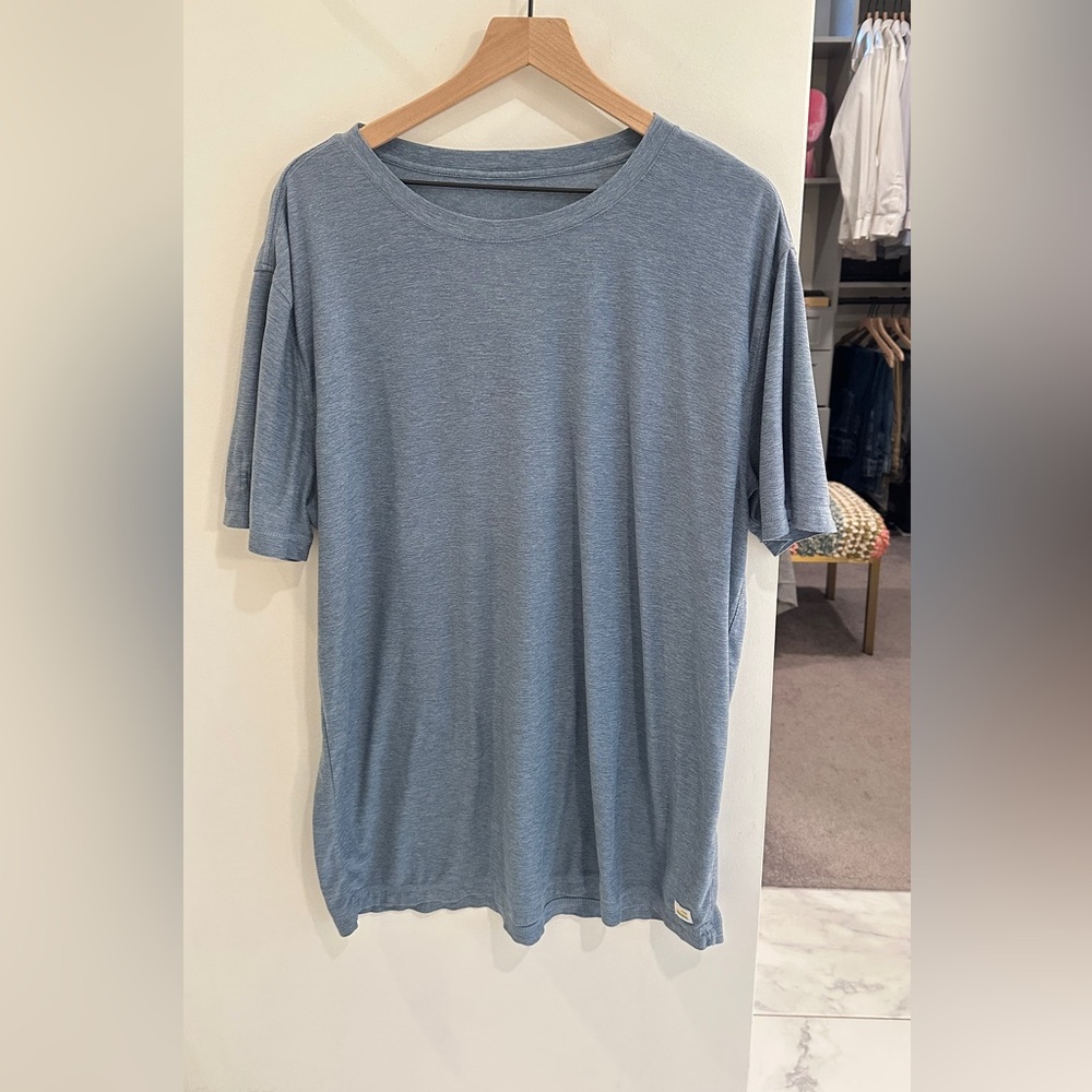 Vuori Blue Short Sleeve Tees
